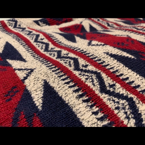 Tribal/Aztec Print Poncho Sweater // one size - Picture 3 of 6